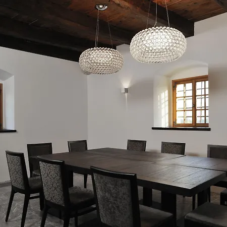 Lambergh Chateau & Hotel 4*