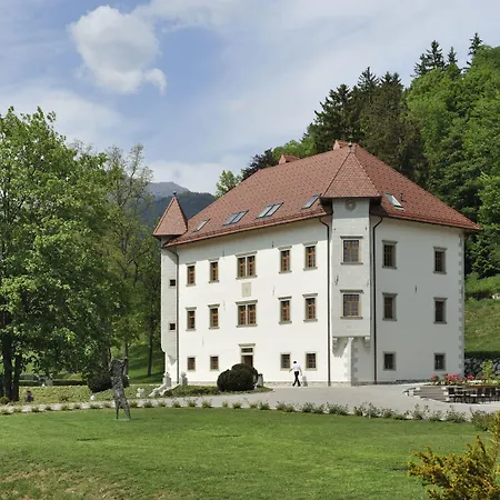 Hotel Lambergh Chateau &