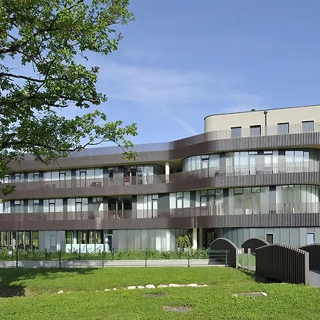 Lambergh Chateau & Hotel Dvorska Vas