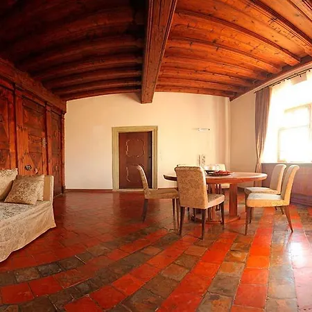 Lambergh Chateau & Hotel Dvorska Vas