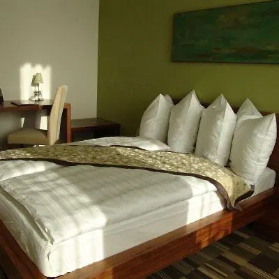 Lambergh Chateau & Hotel Dvorska Vas
