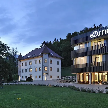 Lambergh Chateau & Hotel