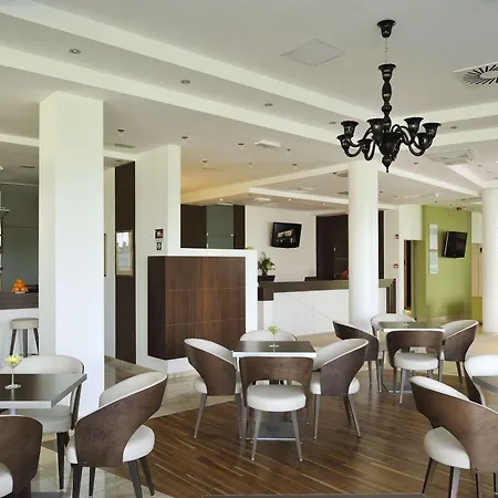 Lambergh Chateau & Hotel